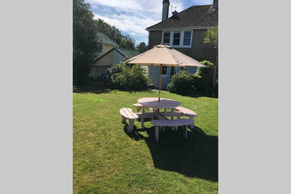 Lovely 3 Bed House Close To Carlyon Bay Beach! Экстерьер фото